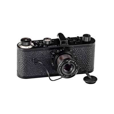 Lot 1 - Leica 0-Series Oskar Barnack 1879-2004 Edition 10555