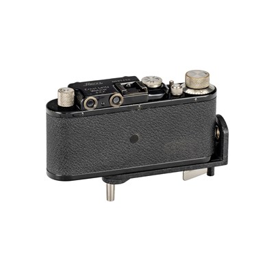Lot 9 - Leica II Mod.D Black + Hektor 2.5/5cm