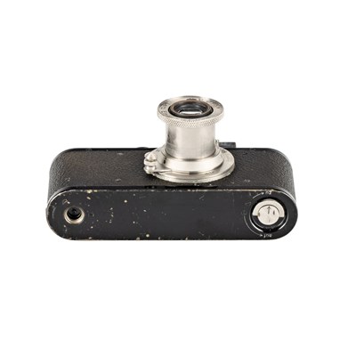 Lot 10 - Leica Standard Black/Nickel