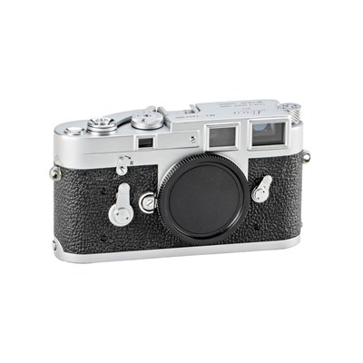 Lot 30 - Leica M3 Chrome