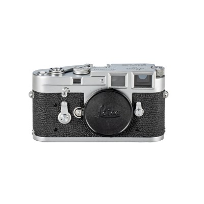 Lot 31 - Leica M3 Chrome