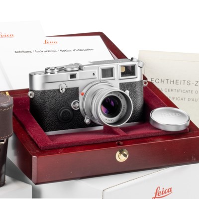 Lot 35 - Leica M6J