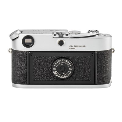 Lot 35 - Leica M6J