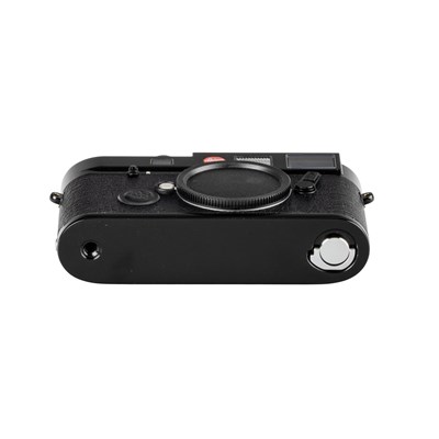 Lot 36 - Leica M6 Millenium Black Paint Body
