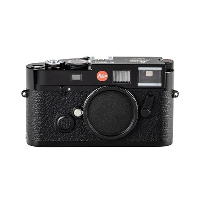 Lot 36 - Leica M6 Millenium Black Paint Body