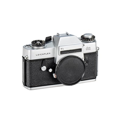 Lot 60 - Leica Leicaflex SL Outfit with 5 Lenses