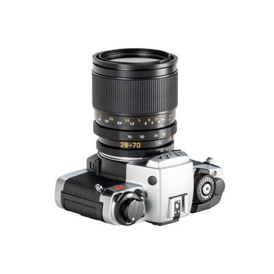 Lot 61 - Leica  R7 chrome Set