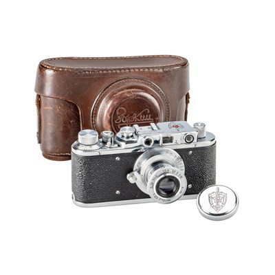 Lot 84 - KMZ Zorki Edition "40 Years Russian Secret Service"