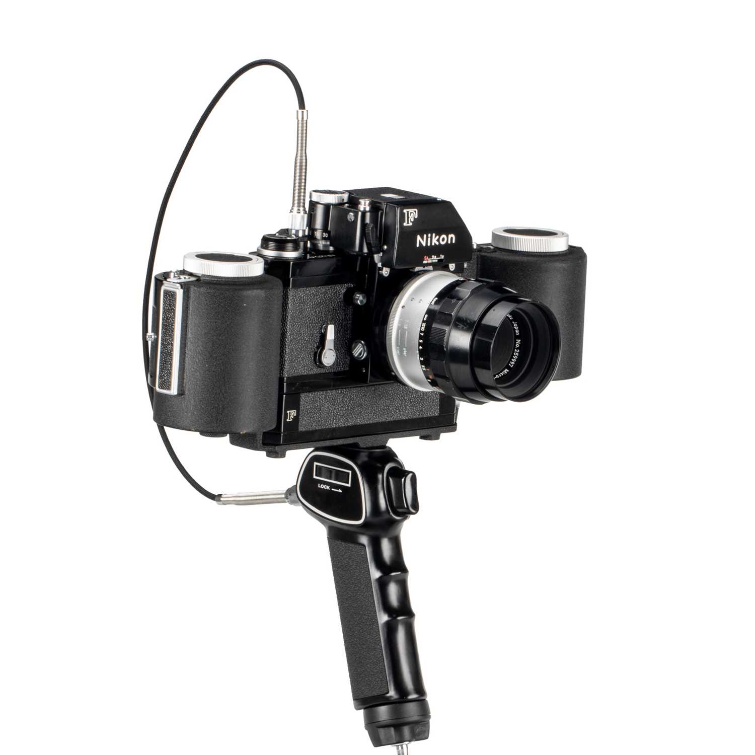 Lot 89 - Nikon F Photomic Black Outfit