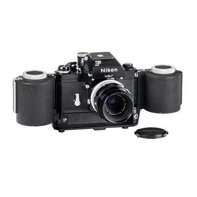 Lot 89 - Nikon F Photomic Black Outfit