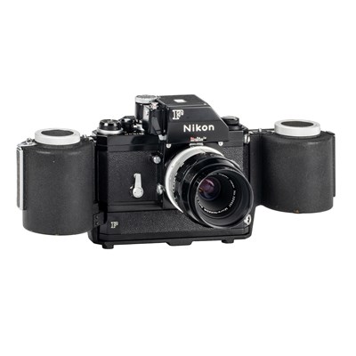 Lot 89 - Nikon F Photomic Black Outfit