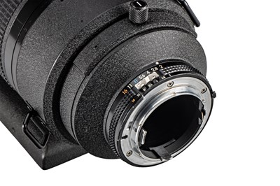 Lot 94 - Nikon Nikkor ED * 2/300mm