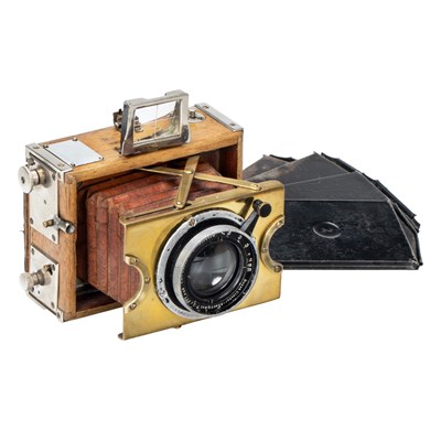 Lot 171 - E.Lorenz Berlin  Clarissa 4.5x6cm