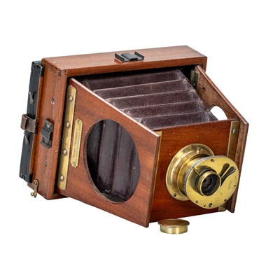 Lot 181 - Petrus Trambouze, Paris Folding Strut Camera