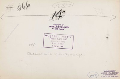 Lot 30 - GISÈLE FREUND (1908–2000)