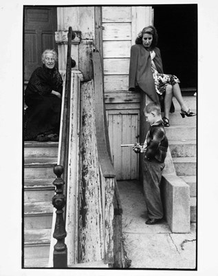Lot 45 - HENRI CARTIER-BRESSON (1908–2004)