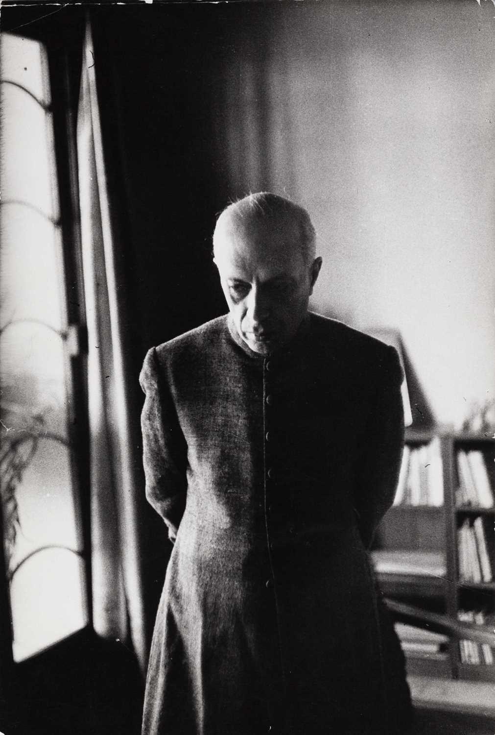 Lot 49 - HENRI CARTIER-BRESSON (1908–2004)