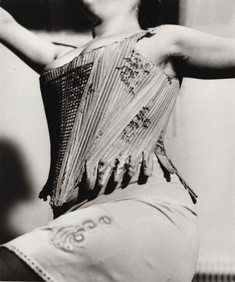 Lot 120 - CORA PONGRACZ (1943–2003)