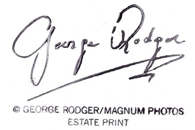 Lot 118 - GEORGE RODGER (1908–1995)