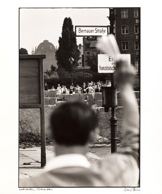 Lot 158 - RENÉ BURRI (1933–2014)