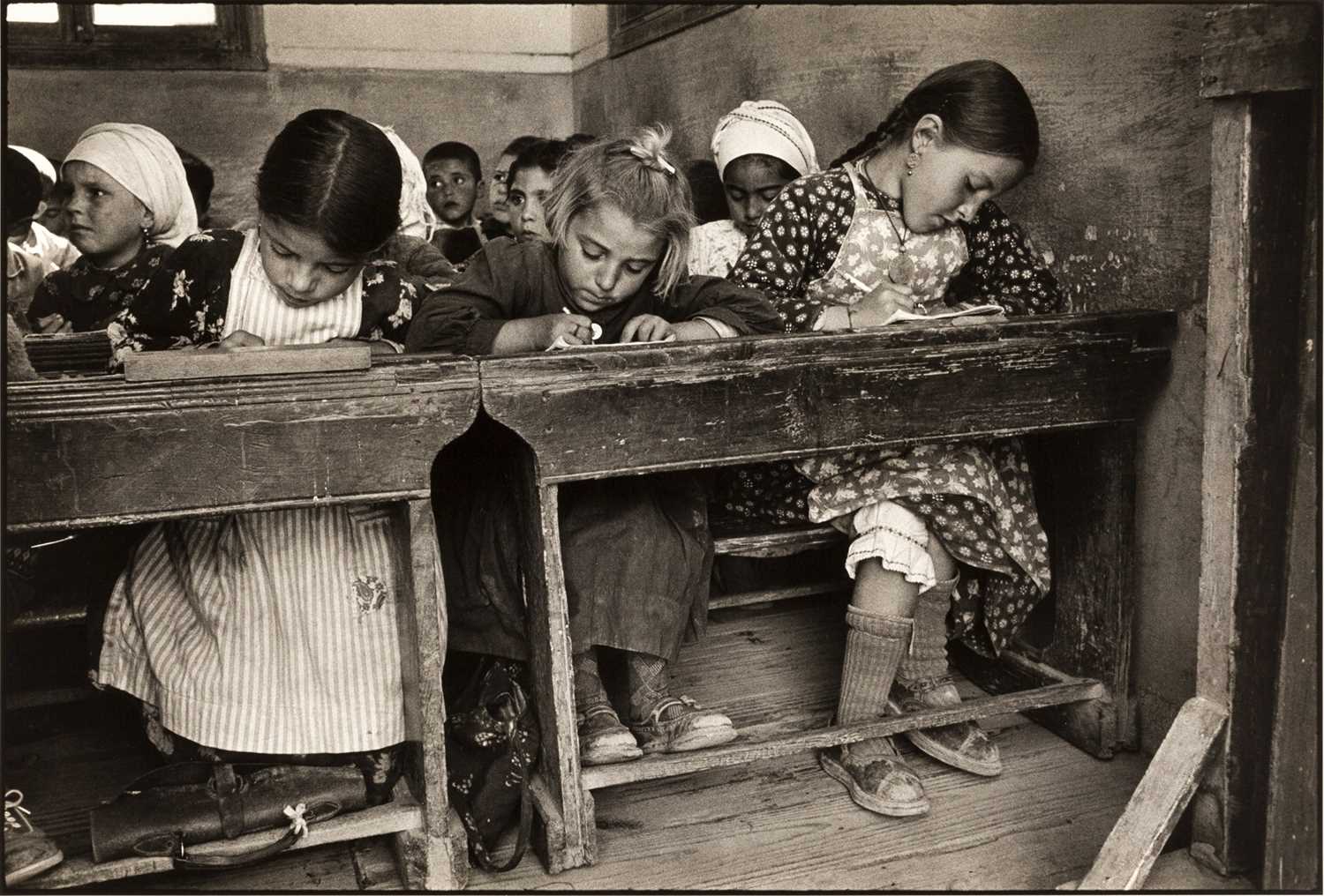 Lot 162 - CONSTANTINE MANOS (*1934)