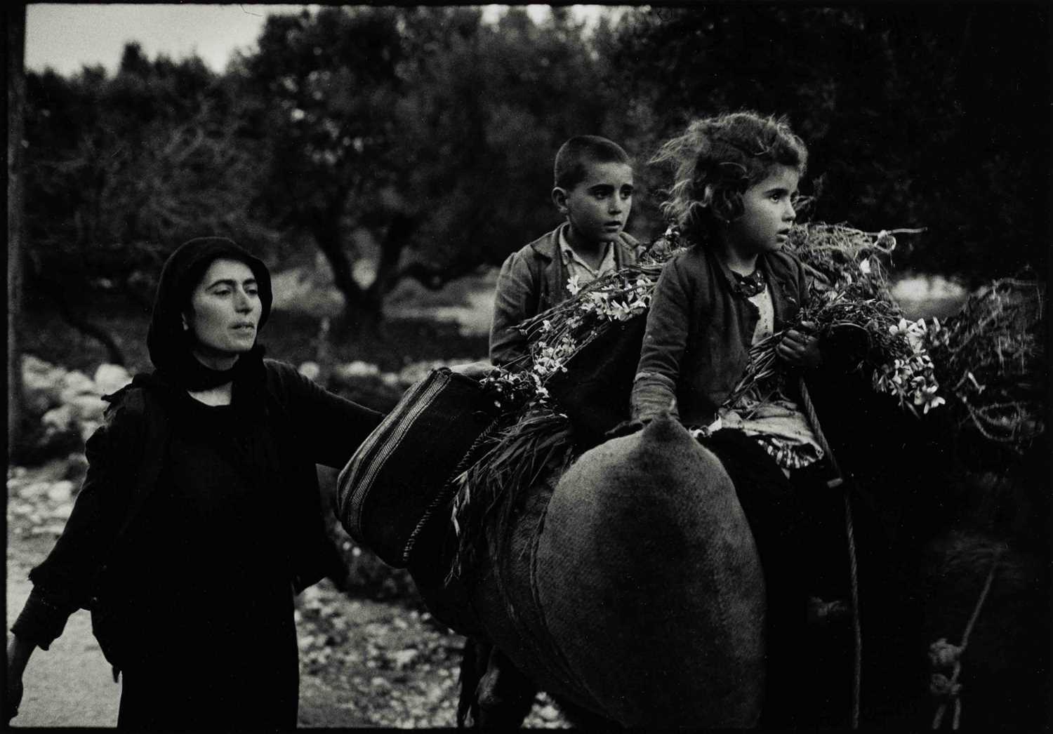 Lot 64 - CONSTANTINE MANOS (*1934)